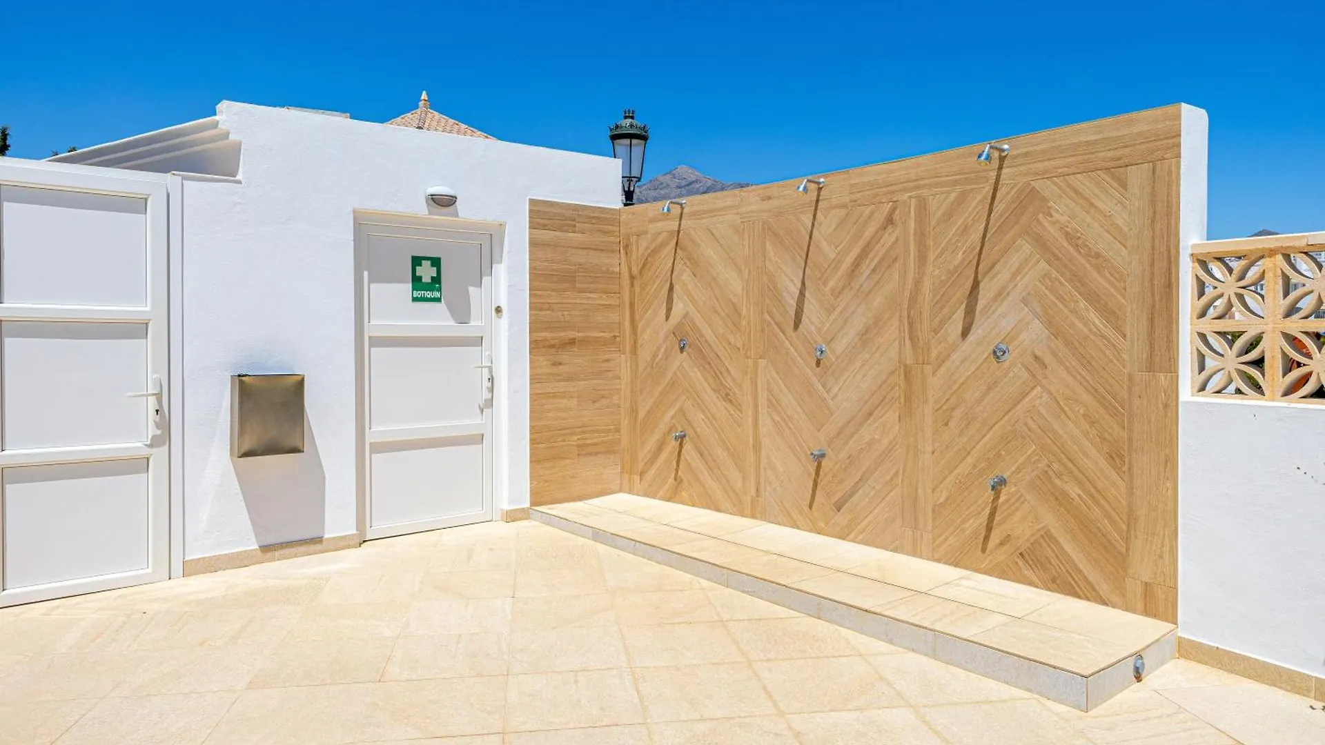 Apartment Edificio Miami Nerja Spain
